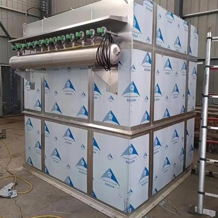 <strong>不锈钢布袋除尘器</strong>